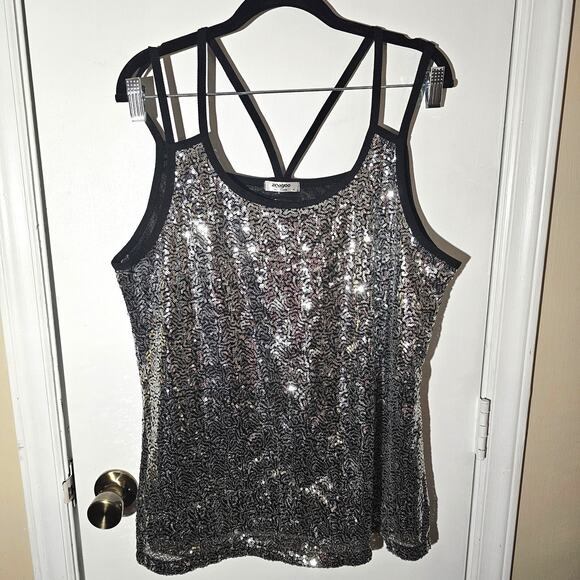 Silver Sequin Multistrap Long Tank Sz XL Sparkle New Years Holiday Stretch - Picture 2 of 10